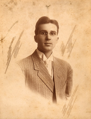 Le Roy Froom as a young man