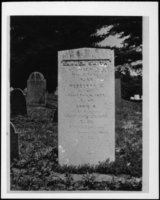 Gravestone of the Samuel Smith family