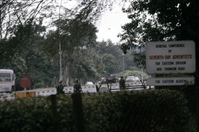 Sign at the entrance of the compound at 800 Thomson Road
