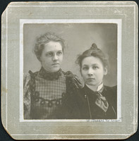 Carrie and Bessie DeGraw